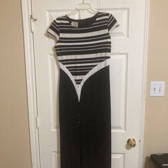 Joseph Ribkoff Dresses & Skirts - Adorable and Fun Black and White Maxi Summer Dress